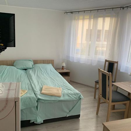 Dom Wczasowy Portowa Przystan 150M Od Plazy 므르제지노 외부 사진